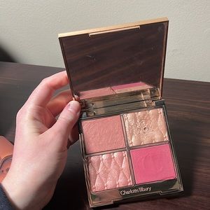 Charlotte Tilbury Pillow talk Beautifying Face Palette